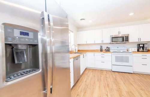 Page House | Newly Remodeled Family Friendly Home