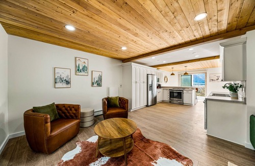 Hermosa Cabin | Newly Remodeled Mountain Cabin w/Epic Views, A/C, Optional Hot tub, 2 Kitchens