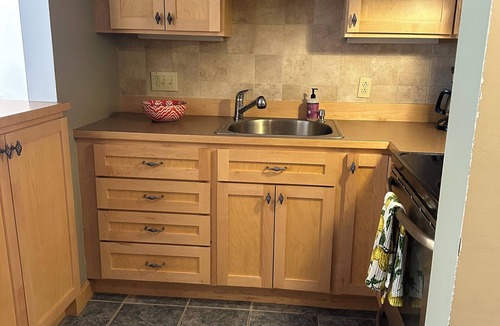 Carrabassett Valley Condo | One Bedroom Ski-In/Ski-Out Condo on Whiffletree Chairlift. Short Walk to Village