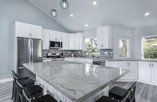 Aviara House | ~OPEN 8/23-28! Beachy Lagoon Getaway! Pool & Spa, Pets OK, Remodeled!~