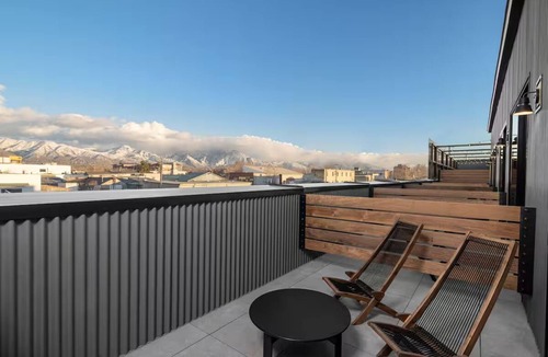 People's Freeway Hotel | Outdoor Adventure Haven evo Style, Dogs Are Welcome, Free Parking!