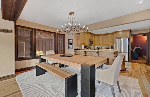 Deer Valley Villa | Park City 5BR with Private Hot Tub, Theater and Game Loft and Free Shuttle
