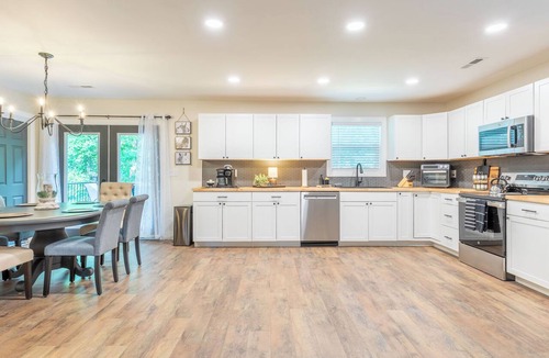 Rutland House | Peaceful 5-Acre Ranch Near Ark Encounter : No Stairs - Brand New