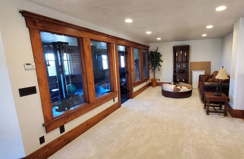 Pinebrook Villa | Peaceful mountain retreat full of beauty, wildlife & stunning views! 30 day min*