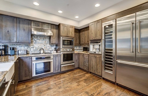 Peak 8 Condo | Penthouse 4 Bedroom Condo at Base of Peak 8