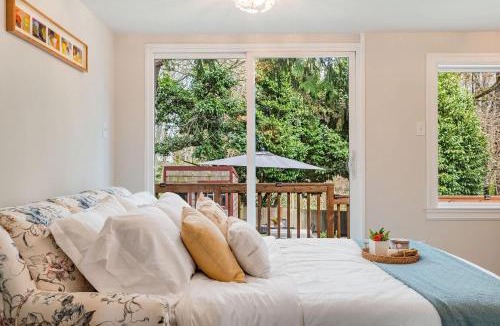 Lawton Park House | Perch - Brygger Cottage