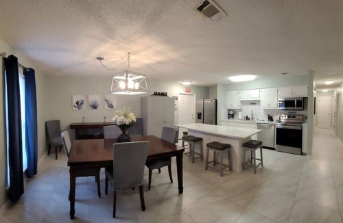 St. Marys House | Perfect little downtown St Marys getaway