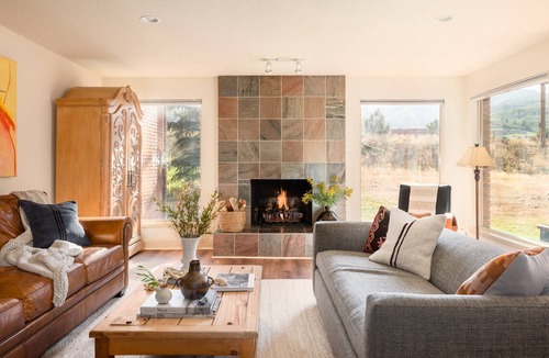 South Snyderville Basin House | Picasso by AvantStay | Artist's Mountain Escape w/Hot Tub & Views