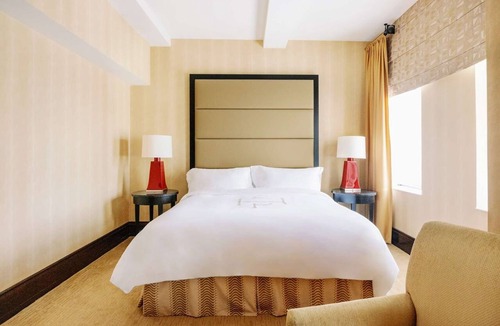 Downtown Wilmington Hotel | Prime Downtown Stay + On Site Dining & Area Shuttle