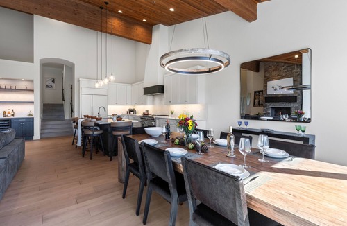 Park Meadows House | Private Hot Tub + Bonus Room + Biking Trails! Last Sun at the Cove 2649