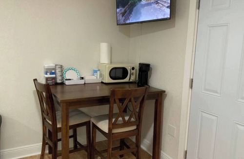 Embassy Hills Apartment | Private room in home in Port Richey, Florida New Studio Fairfax