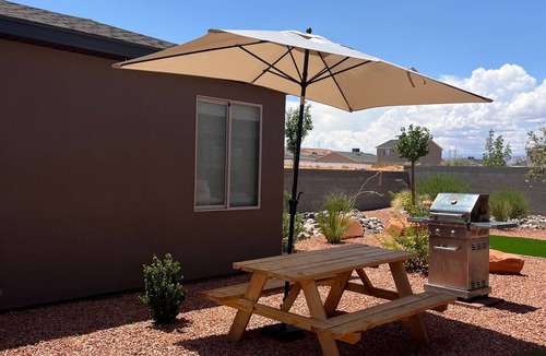 Page Cabin | Private Suite Near Lake Powell | Antelope Canyon