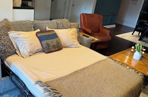 Woodmoor House | Private Suite with Hot Tub - 8 Miles from the Air Force Academy!