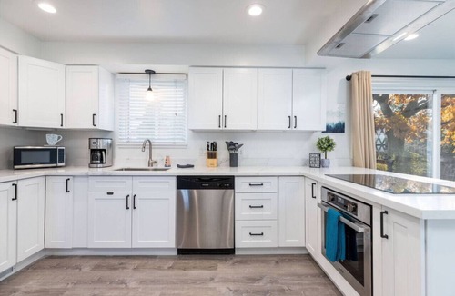 Cottonwood Heights House | Prvt Hot Tub, Close to Resorts!