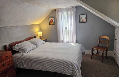 Mason House | Quaint 3-bedroom farmhouse in peaceful Mason, NH.