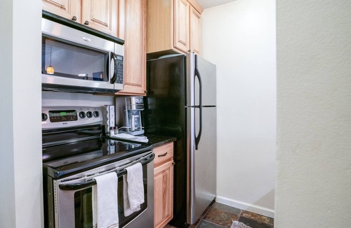 North Park City Condo | Quick walk to slopes. Short walk to downtown.