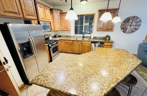 Bear Hollow Village Condo | Quiet Condo 3 bd unit, near Utah Olympic Park, at the Lodges at Bear Hollow
