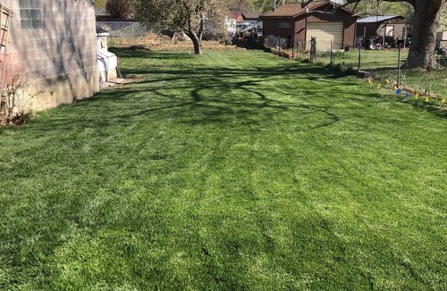 American Fork House | Quiet neighborhood close to restaurants and shopping