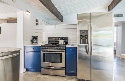 Racquet Club Estates House | Quintessential Midcentury Modern Alexander House
