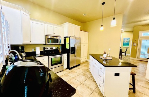 Gulf Lagoon Beach House | RATES from 1.00! Great Gulf Home-POOL,BRIDAL Ste,VIEWS,2MASTERS,7BR,4BA,SLEEPS23