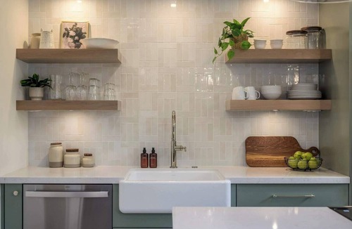 Silver Creek Apartment | Refined Modern Suite w/Round Valley Trail Access