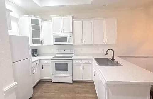Canyon Lake Condo | Relaxing 2-Bedroom Condo with AC, WiFi in Scenic Canyon Lake