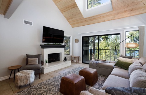 Lake Arrowhead Condo | Relaxing LakeView Condo w/shared pool/hot tub. Walk to Village