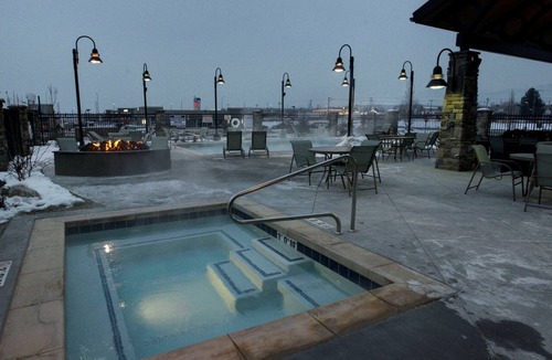 Midvale Condo | Relaxing Retreat! 1 Bedroom Suite with Access to a Heated Pool & Hot Tub | Free Breakfast Buffet
