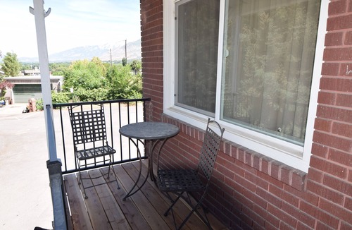 Lindon House | Remodeled Lindon Home · Sleeps 12 · Near BYU & UVU