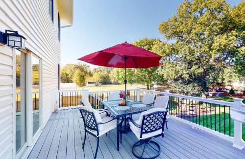 Pasadena House | Renovated, dog-friendly home with private pool, hot tub & stunning backyard