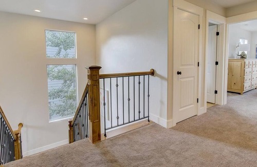 Park City House | Retreat 13281 by Moose Mgmt. 6 min to Town! HotTub