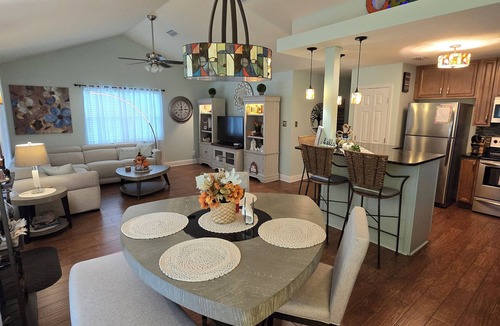 Foley House | Reviews, Location, Amenities, Pet Friendly, Owner Managed. That's why. Book it.