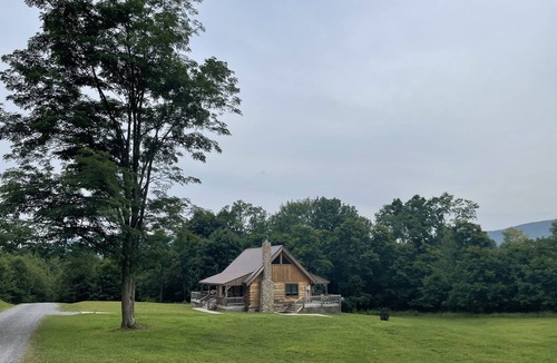 Dryfork Cabin | Romantic "Morning Glory” for 2 has a tranquil setting across from a horse farm!