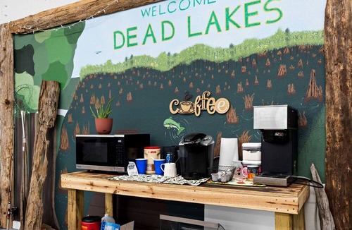 Wewahitchka RV Rental | Rustic Luxury Glamping Experience with Lakes, Wildlife & Adventure in Wewahitchka, Florida