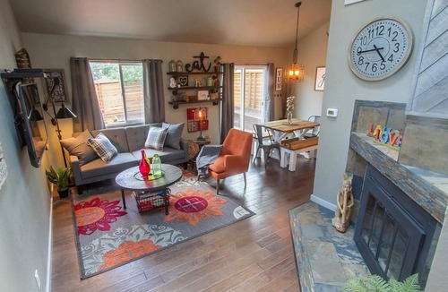 Colorado Springs House | Rustic-Modern Townhome A - Ivy Wild Downtown