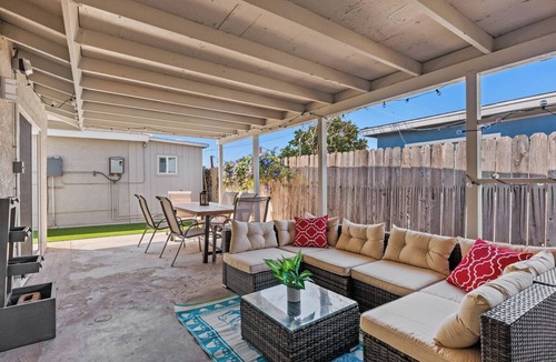 East Side Capistrano House | San Diego Coastal Oceanside Spacious