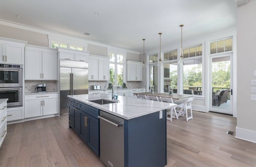 Sea Pines House | Sea Pines - 6 BR - Sleeps 16 - Pool & Hot Tub - 8 Min Walk to Beach - Marsh View