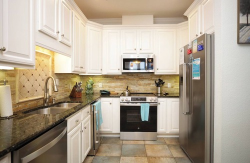 White Sands House | Sea Suite | Luxury Beach Retreat on Pensacola Beach