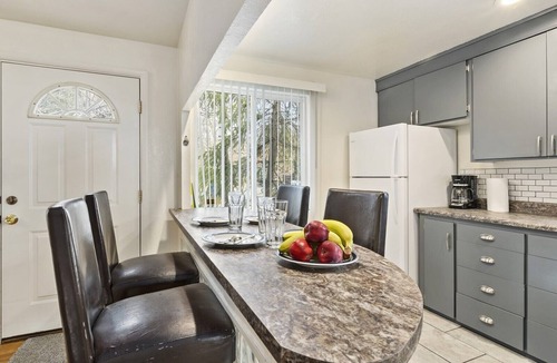 Millcreek House | Secluded and Quiet on Wooded Lot w/Stream 30 min to Resorts 6