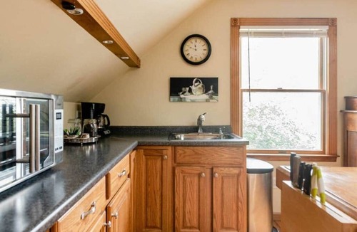 Chestertown Apartment | Secluded Cottage in Middle of Chestertown