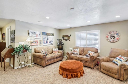 American Fork Apartment | Secret Garden Retreat | Private Patio | Kitchen