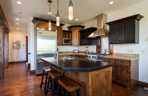 North Park City House | Silver Star 801 | Steps to Lift | Hot Tub