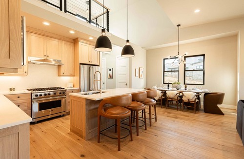 Heber House | Ski, Hike & Lake Days Stunning New Mayflower Townhome