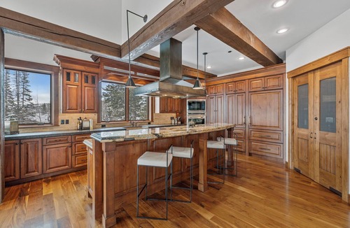 Park City House | Ski-in/ski-out luxe Colony chalet, views, hot tub, game room!