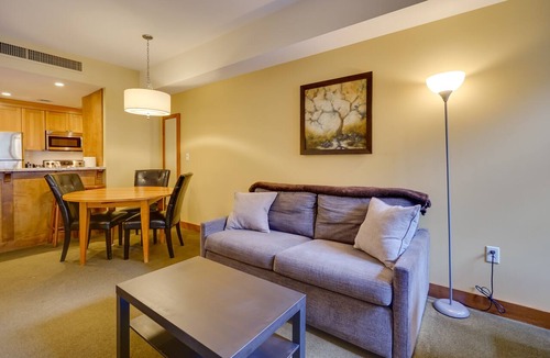 Park City Apartment | Ski-In/Ski-Out Studio at Sundial Lodge w/Hot Tub!