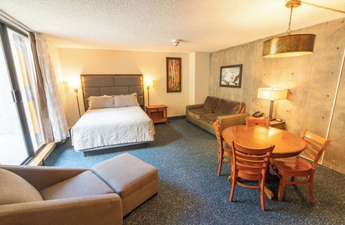 Salt Lake Mountain Resorts Hotel | Ski-in/ski-out unit 1128 for 4 people @Snowbird for New Year's week, 12/27-1/3