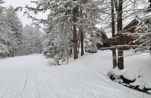 Killington House | ☆ SKI ON & OFF ☆ Spruce Glen B on Great Eastern Trail w/AC, Fireplace, Sauna