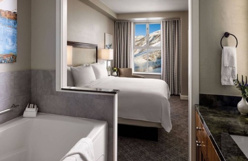 North Park City Resort | 🎿 Ski Paradise at Marriott Mountainside Resort - 2 Bedroom Villa - Sleeps 8