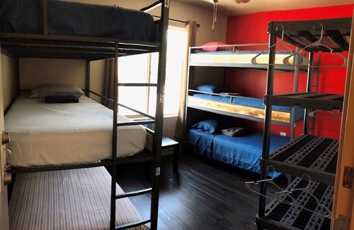 People's Freeway Hotel | SLC Hostel