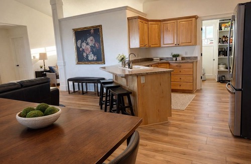Cherimoya Hill House | Sleeps 22 : Lake-View Retreat with Game Room, Kayaks & Fire Pit